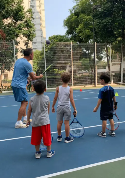 Galaxy-Tennis-from-4-to-10-years-old-2-pure-sport-singapore